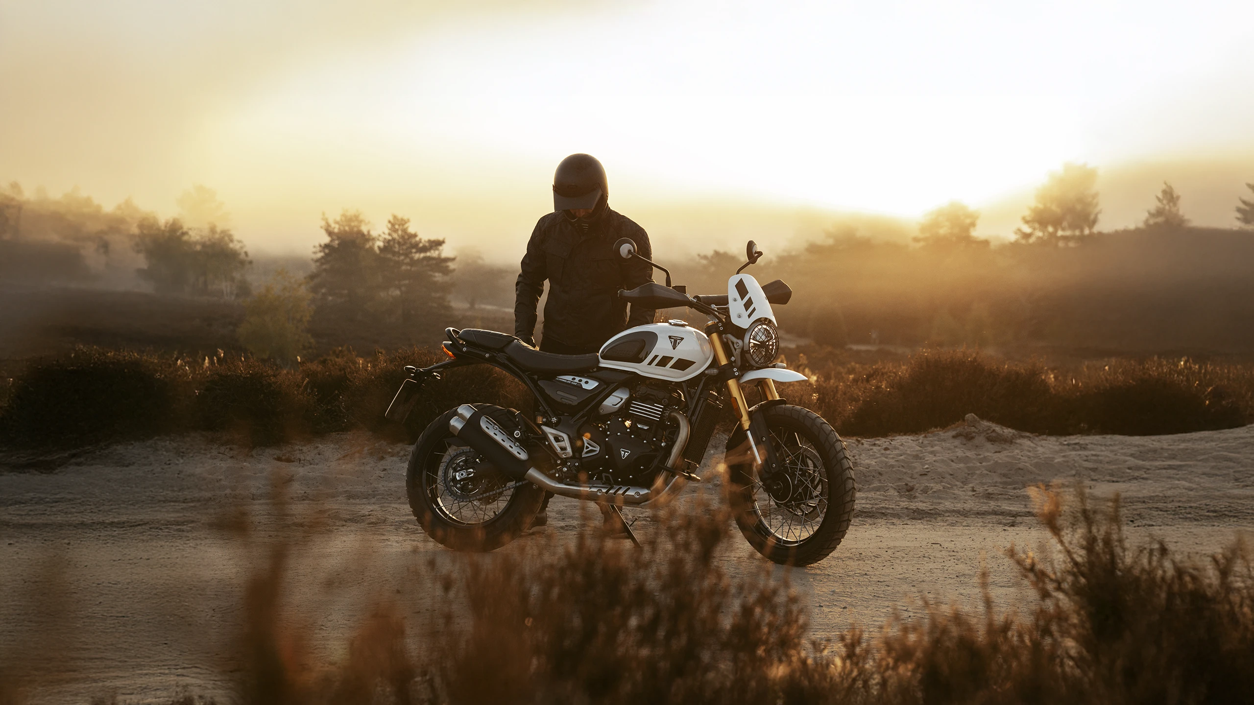 Nový Scrambler 400 XC